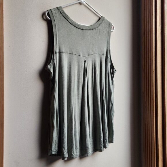 Jane and Delancey Green Tank Top Size XL - Picture 12 of 15